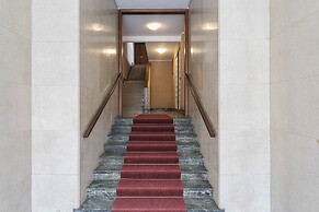 Quinto Modern Flat by Wonderful Italy