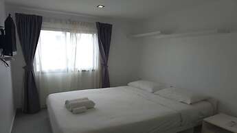 Boutique Comfort 1BR T2-410