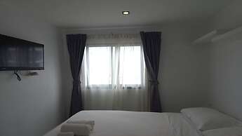 Boutique Comfort 1BR T2-410