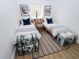 Canal View Apartment
