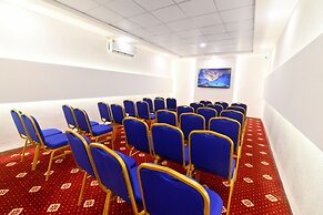 Carry Inn Hotel