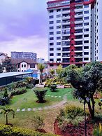 Luxurious Nairobi Apartment With Shared Pool and City Views