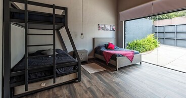 Villa Napoli - Forest retreat