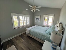 Ocean Bliss: 3BR Mod Haven, St. Aug
