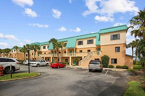 Ocean Bliss: 3BR Mod Haven, St. Aug