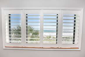Ocean Bliss: 3BR Mod Haven, St. Aug