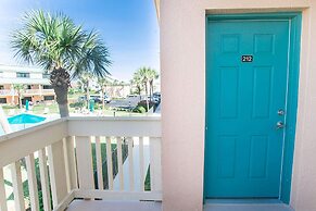 Ocean Bliss: 3BR Mod Haven, St. Aug