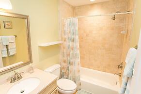 Ocean Bliss: 3BR Mod Haven, St. Aug