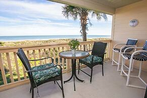 Coastal Oasis Refined Living Ocean Views
