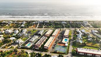 Beachside 2br/2ba Condo w/ Pool, Balcony & Boat Parking in St. Augusti