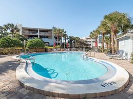 Oceanfront Luxury: 2BR Condo, New Rental