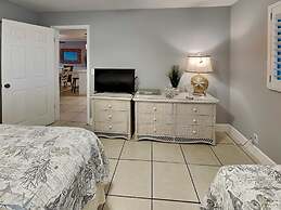 Oceanfront Luxury: 2BR Condo, New Rental