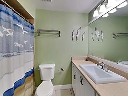 Oceanfront Luxury: 2BR Condo, New Rental