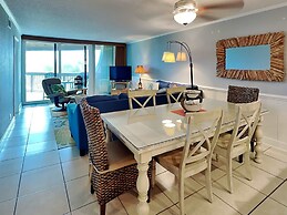 Oceanfront Luxury: 2BR Condo, New Rental