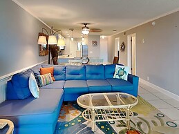 Oceanfront Luxury: 2BR Condo, New Rental