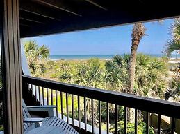 Oceanfront Luxury: 2BR Condo, New Rental