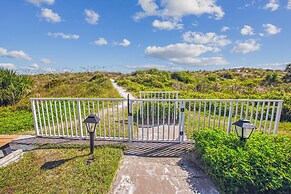 Beachfront Epic Ocean Views Sleeps 6 New Rental