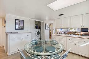 Oceanfront 3BR Condo: Gated, Breathtaking View