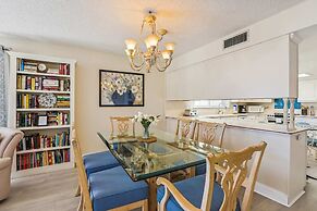 Oceanfront 3BR Condo: Gated, Breathtaking View