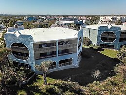 Oceanfront Luxury: 2BR Condo, St. Augustine