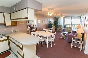 Oceanfront Luxury: 2BR Condo, St. Augustine
