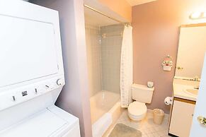 Oceanfront Luxury: 2BR Condo, St. Augustine
