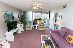 Oceanfront Luxury: 2BR Condo, St. Augustine