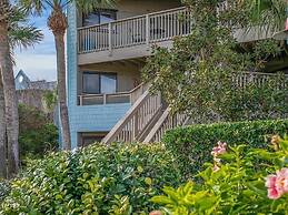 Unwind at St Augustine's Beachfront Oasis