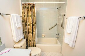 Unwind at St Augustine's Beachfront Oasis
