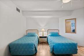 Unwind at St Augustine's Beachfront Oasis