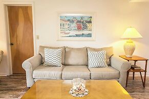 Unwind at St Augustine's Beachfront Oasis