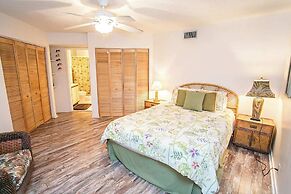 Unwind at St Augustine's Beachfront Oasis