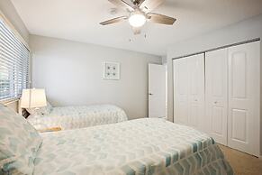 Luxe Oceanfront Retreat: St. Aug Hibiscus D202