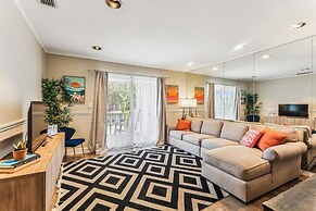 Charming St. Augustine Getaway Near Lighthouse & Historic District