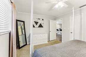 Charming St. Augustine Getaway Near Lighthouse & Historic District