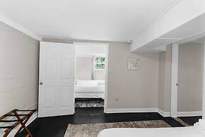 Dugan Ave Unit B