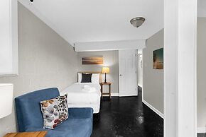 Dugan Ave Unit B
