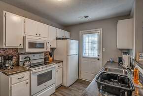 Cedar Ave Escape