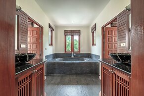 5BR Tropical Villa Pool & Garden V45