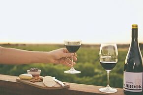 Seabrook Vineyard Retreat