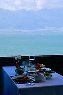 Dali Puyu VILLA Cliff Seaview Hotel