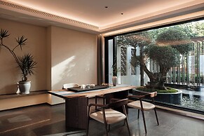 Dali Puyu VILLA Cliff Seaview Hotel