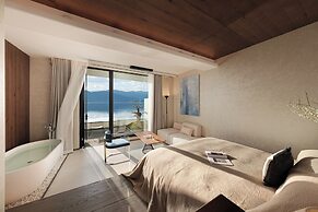 Dali Puyu VILLA Cliff Seaview Hotel