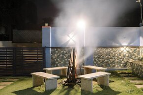 Treebo Sns Grand Inn