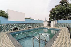 Treebo Sns Grand Inn