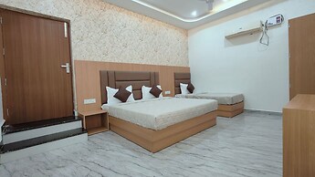 Hotel Pilgrim Near Golden Temple