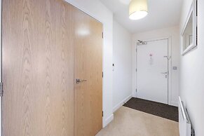 Alder House Serviced Apt. Maidenhead