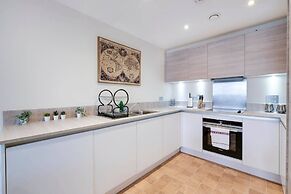Alder House Serviced Apt. Maidenhead