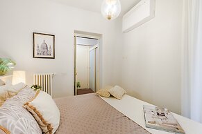 The Hidden Alley Apartment