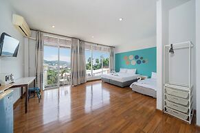 Kata Sea Boutique Hotel